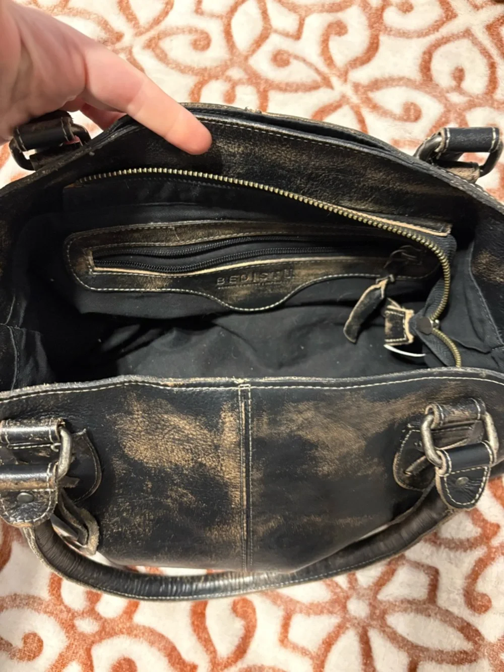 Bed Stu Rockababy Black Distressed Leather Shoulder Bag - Picture 4 of 6
